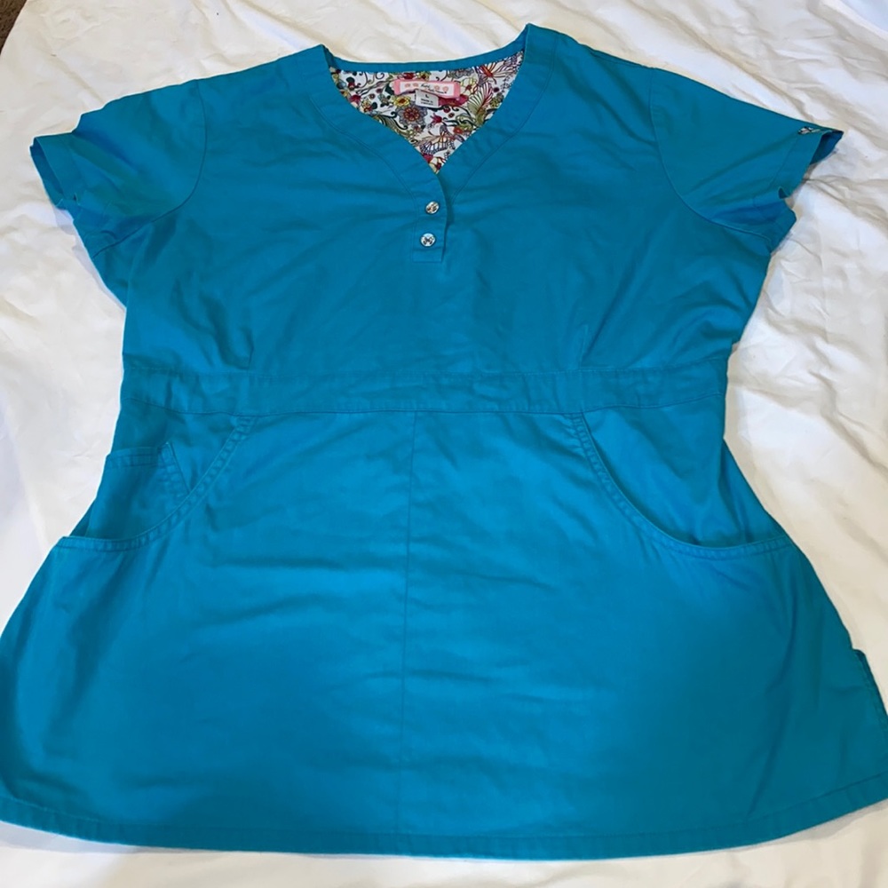 Koi scrub top